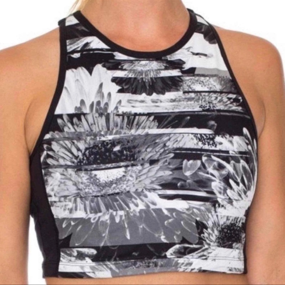 Betsey Johnson Performance Sports Bra Crop Top Black Grey Floral Stripe Size XS